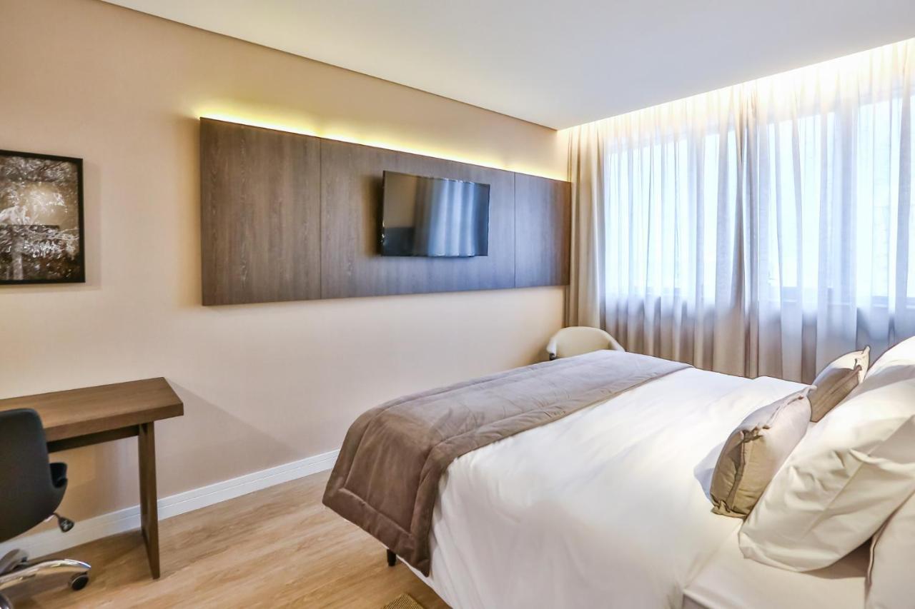 Transamerica Collection Goiânia Kültér fotó A room at the hotel