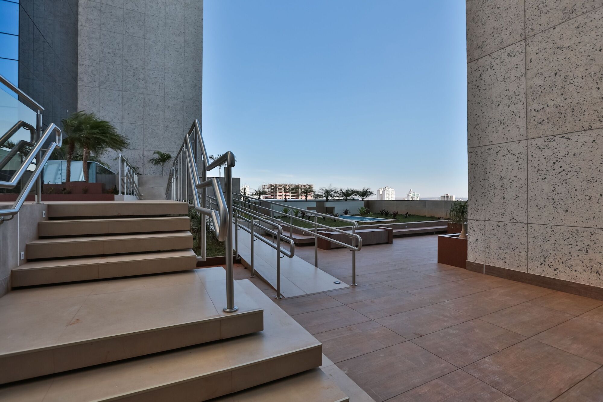 Transamerica Collection Goiânia Kültér fotó Skyline Terrace